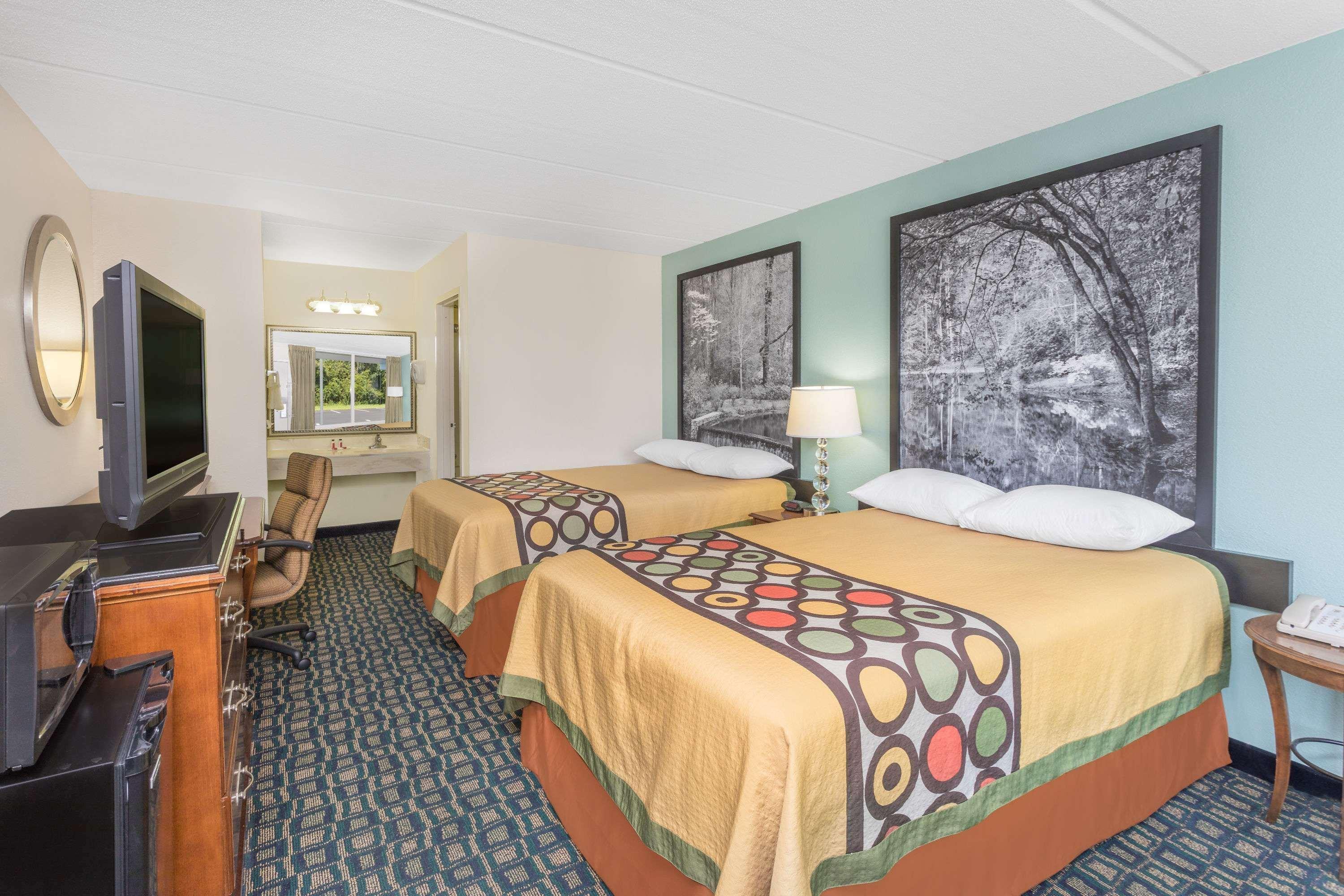 Super 8 By Wyndham Kingsland I-95 Naval Base Area Hotel Exterior photo