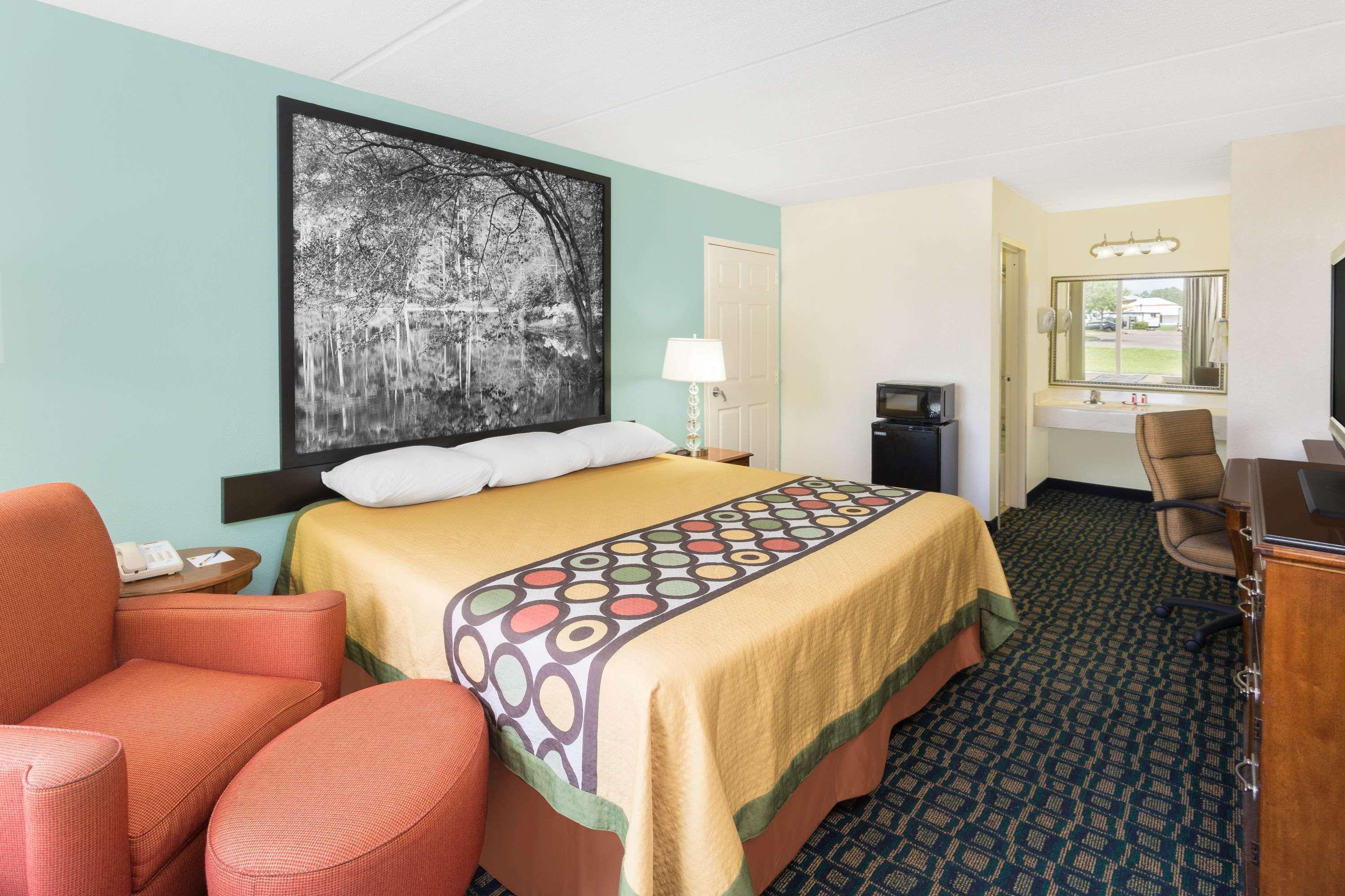 Super 8 By Wyndham Kingsland I-95 Naval Base Area Hotel Exterior photo